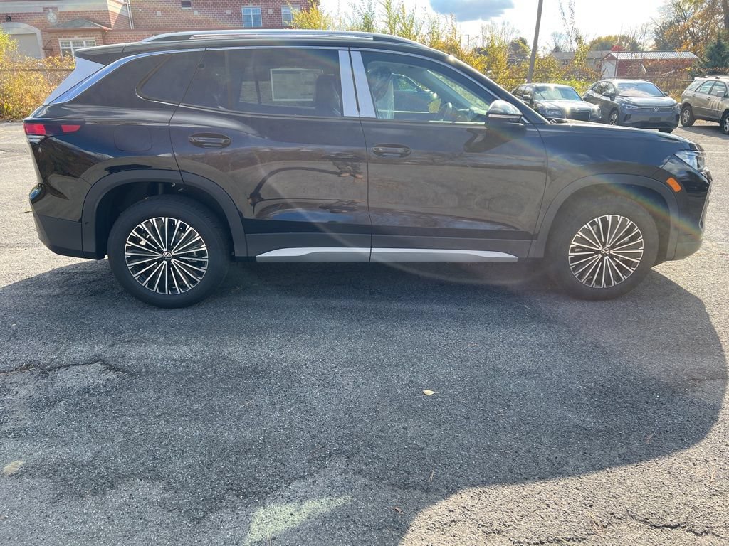 New 2026 Volkswagen Tiguan S AWD/4WD image 4