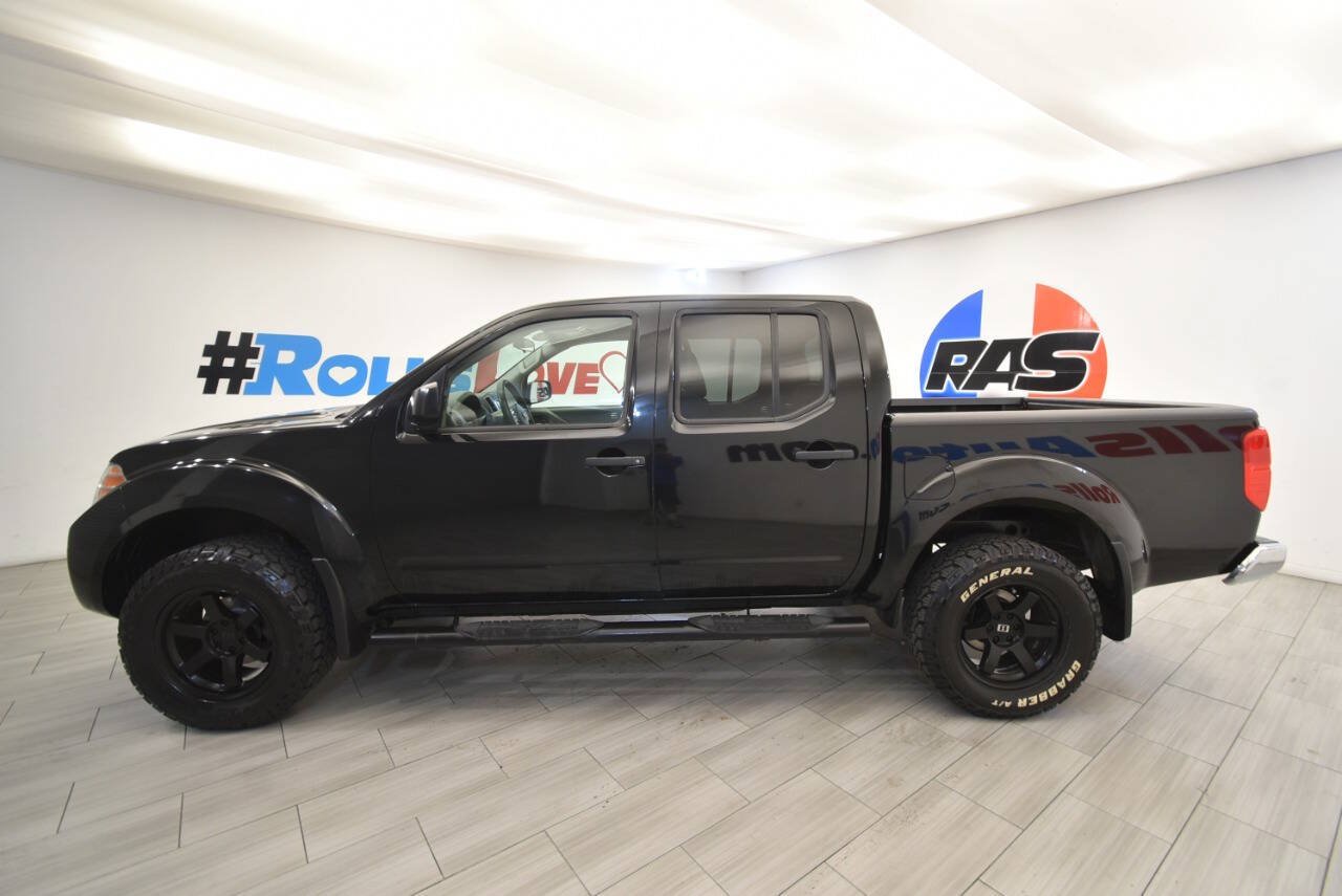 Used 2018 Nissan Frontier SV AWD/4WD image 11