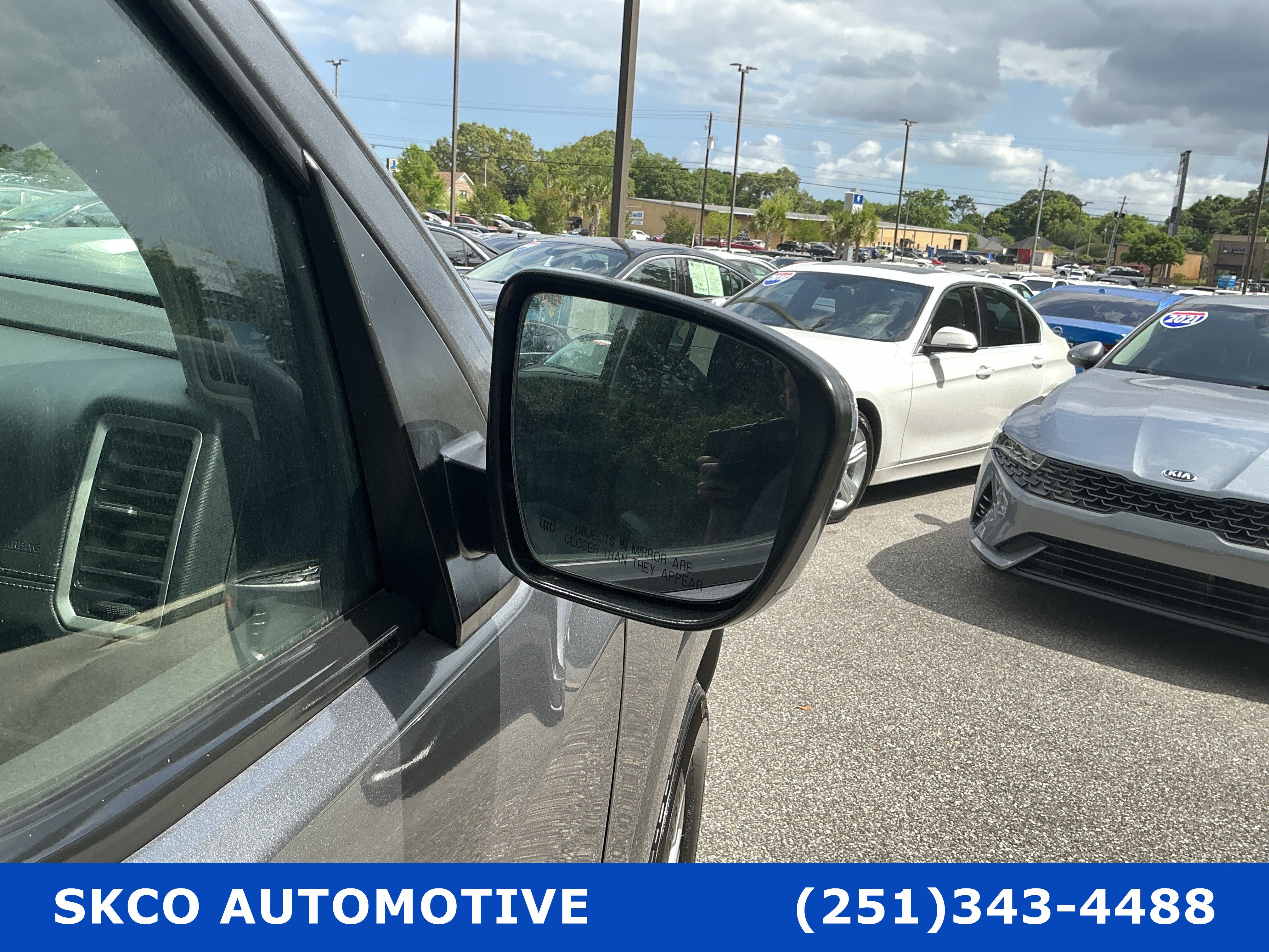Used 2024 Nissan Frontier SV w/ SV Convenience Package RWD image 10