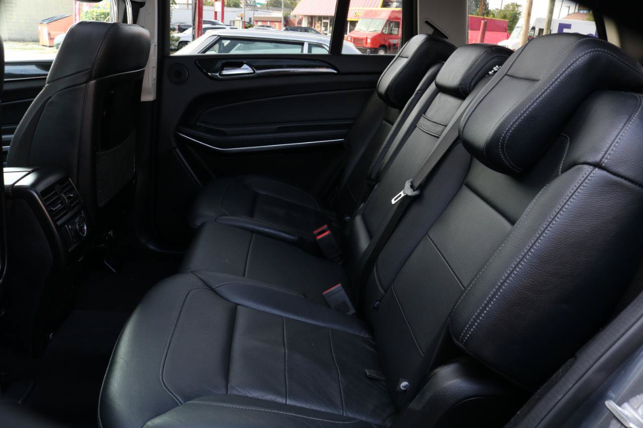 Used 2018 Mercedes-Benz GLS 550 4MATIC image 43