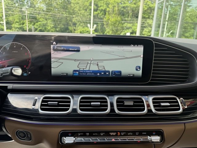 Used 2025 Mercedes-Benz GLS 450 4MATIC image 15