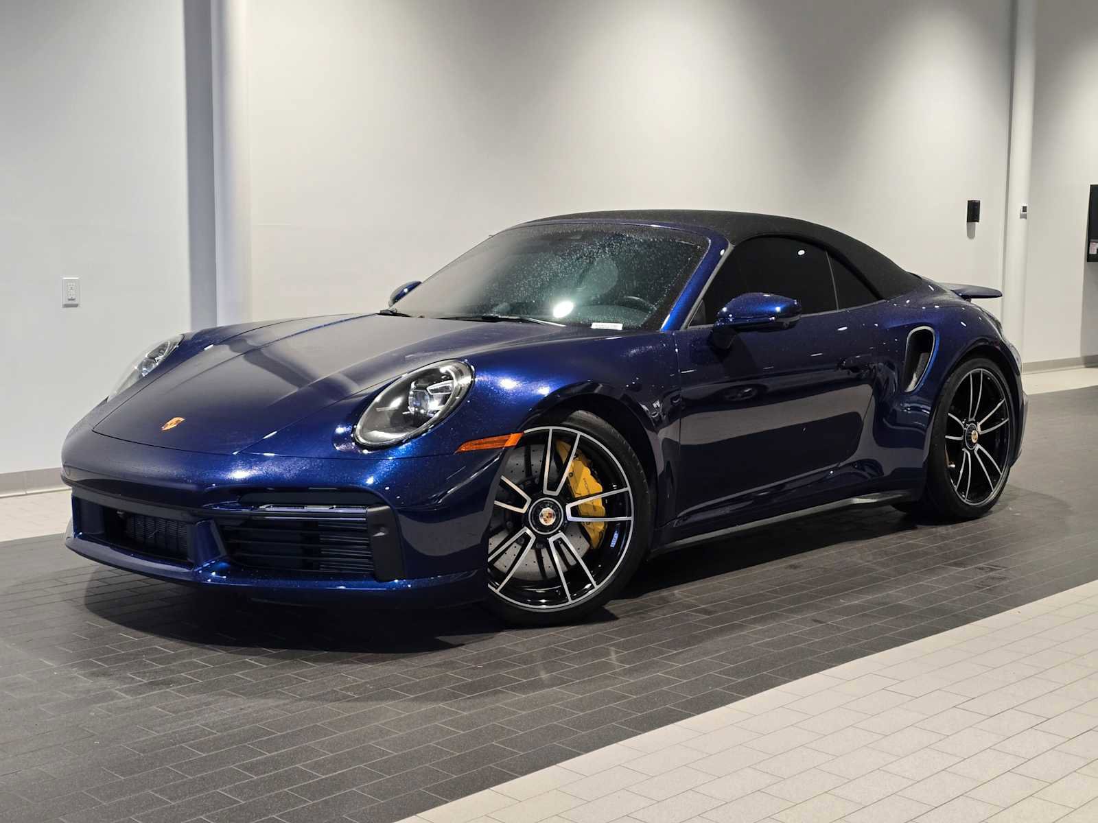 Used 2022 Porsche 911 Turbo S image 20