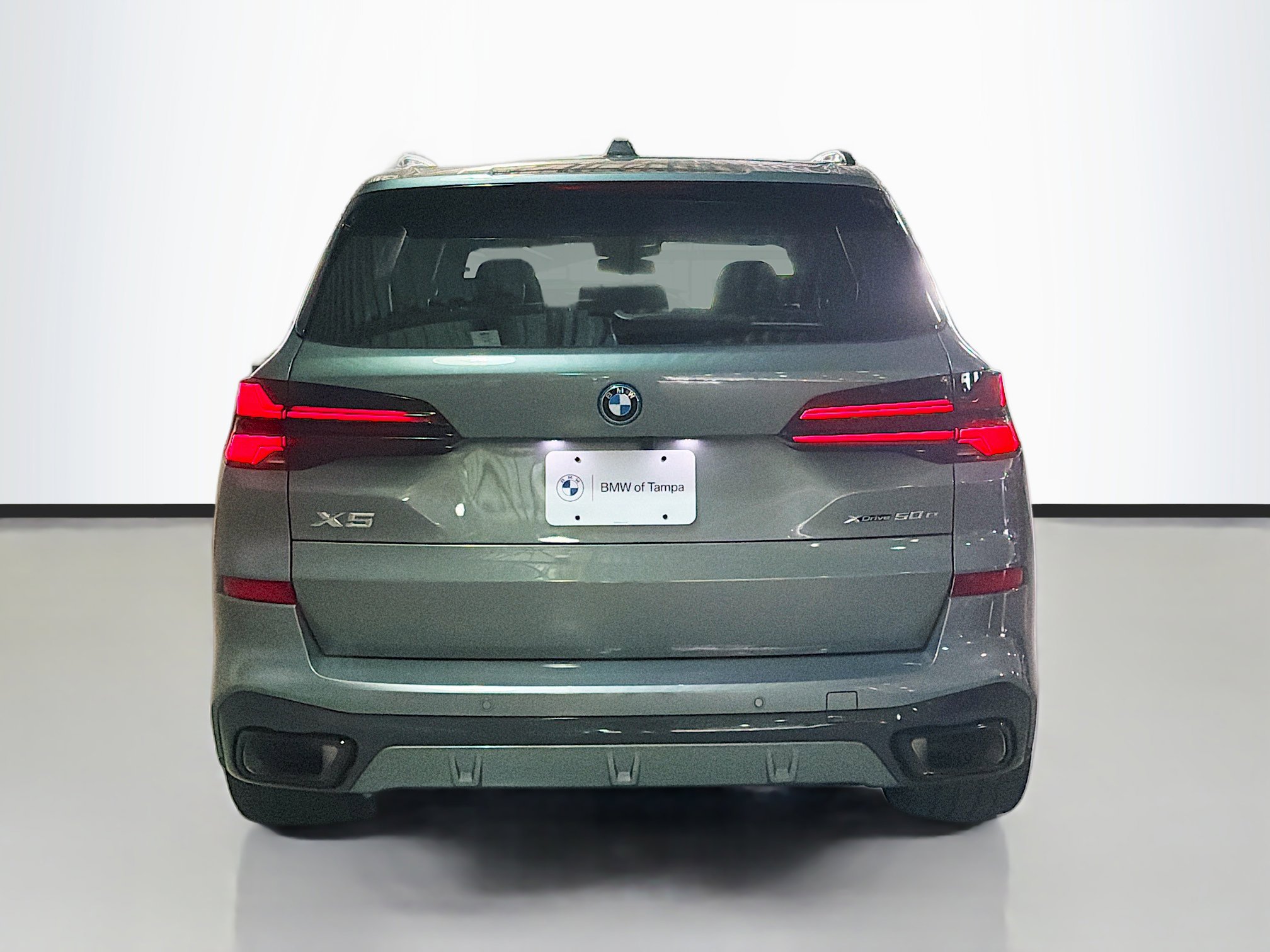 New 2026 BMW X5 xDrive50e w/ M Sport Package image 4