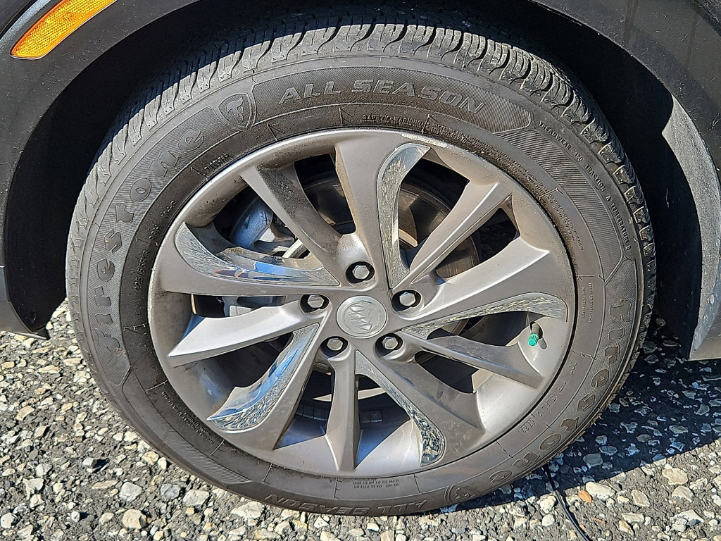 Used 2023 Buick Encore GX Essence w/ Experience Buick Package image 9