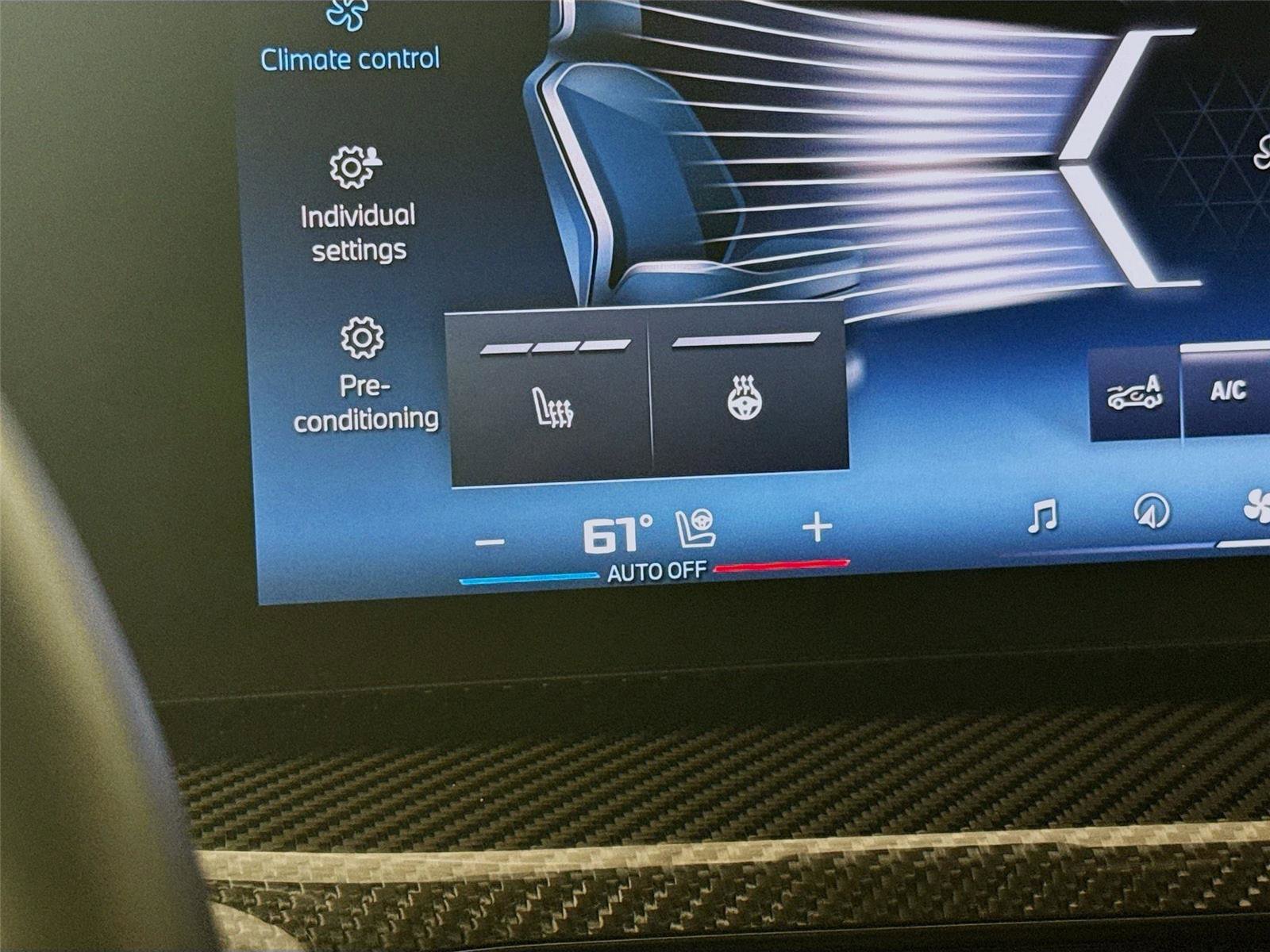 Used 2025 BMW 440i xDrive Coupe w/ Premium Package image 11