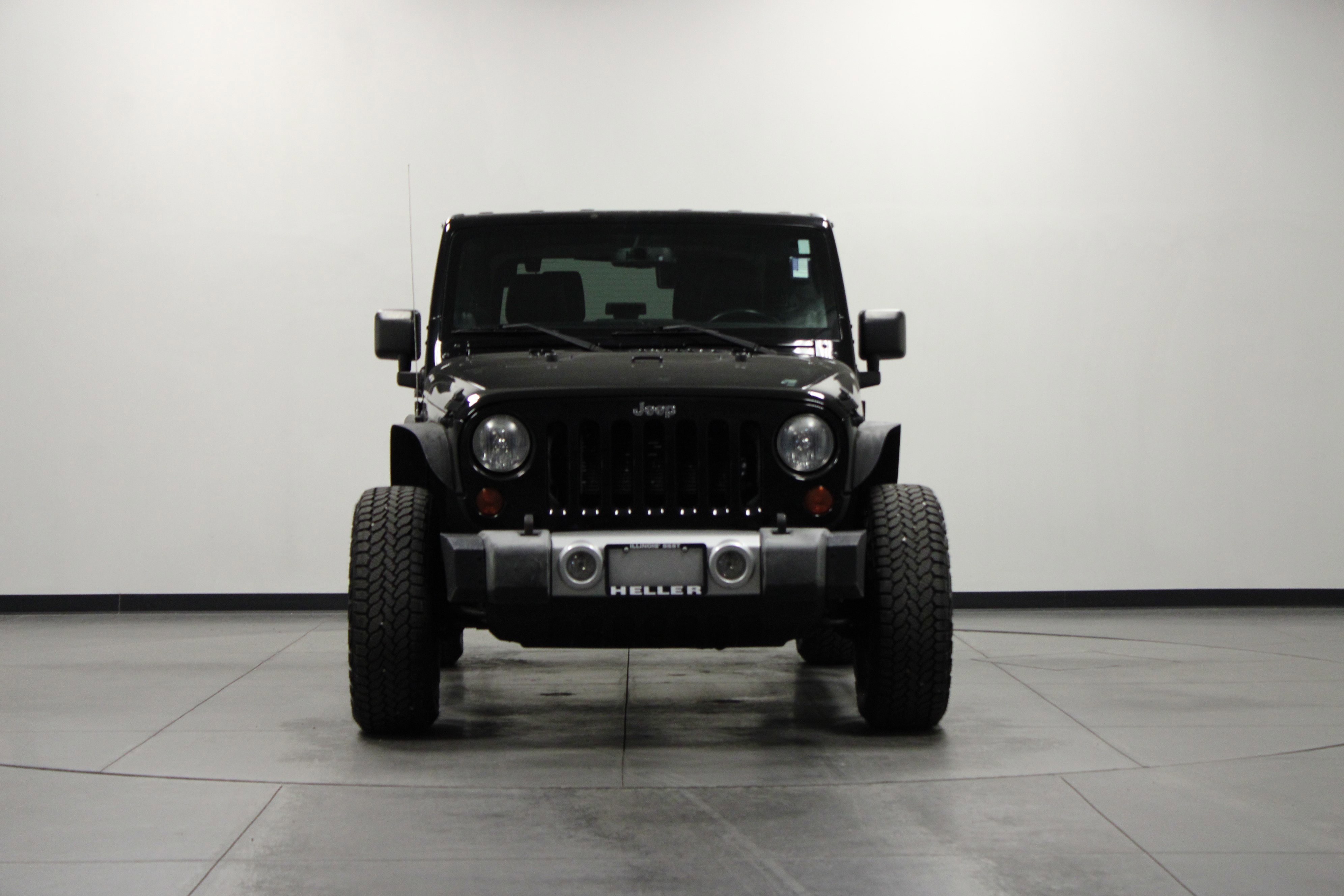 Used 2013 Jeep Wrangler Sahara w/ Connectivity Group image 9