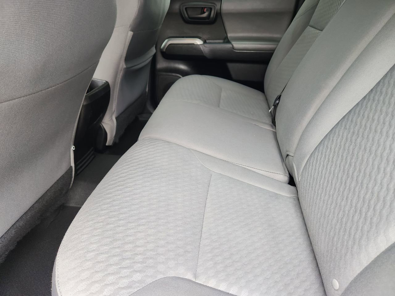 Used 2021 Toyota Tacoma SR5 RWD image 28