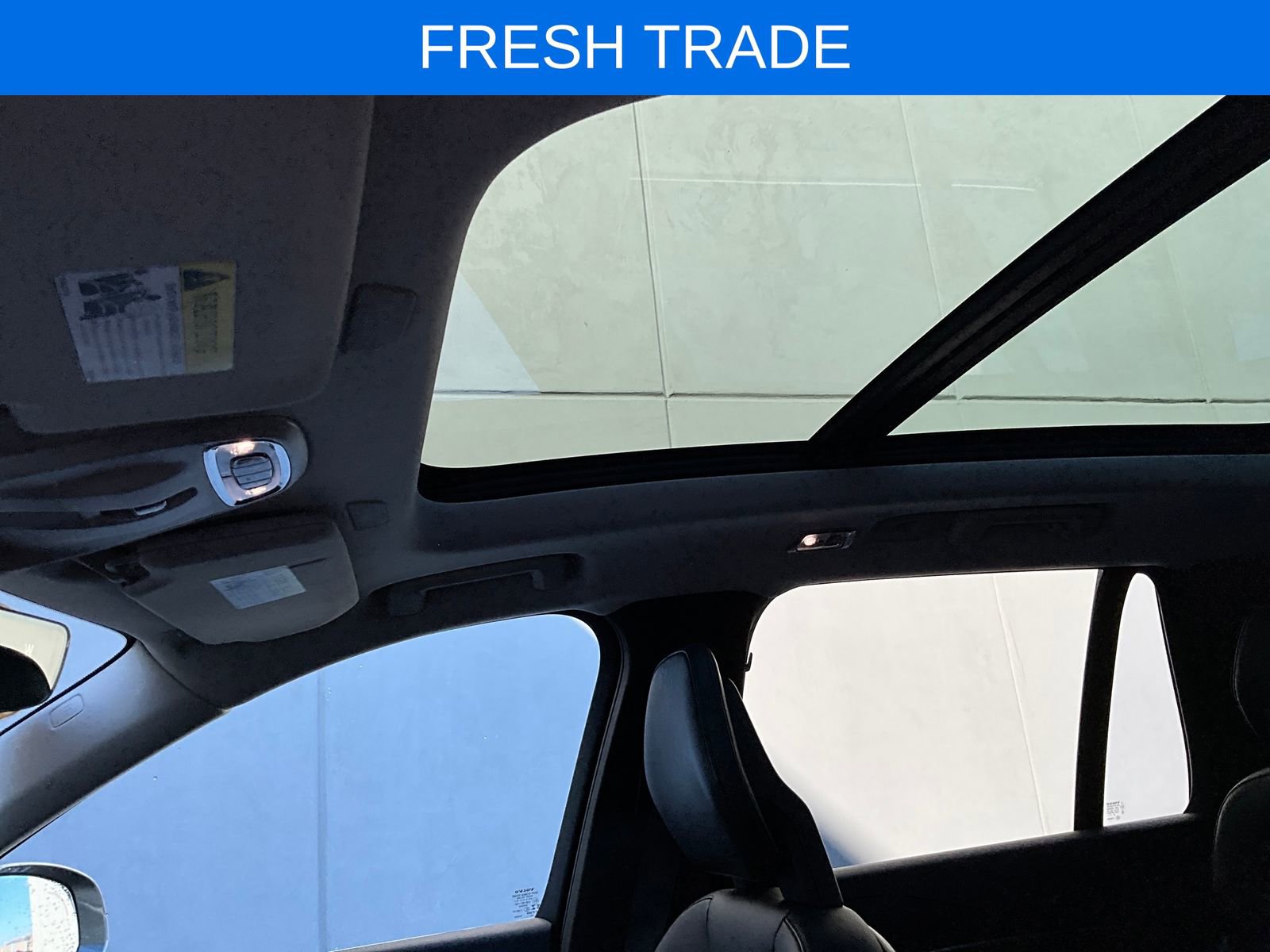 Used 2020 Volvo XC90 T5 Momentum w/ Protection Package Premier image 23