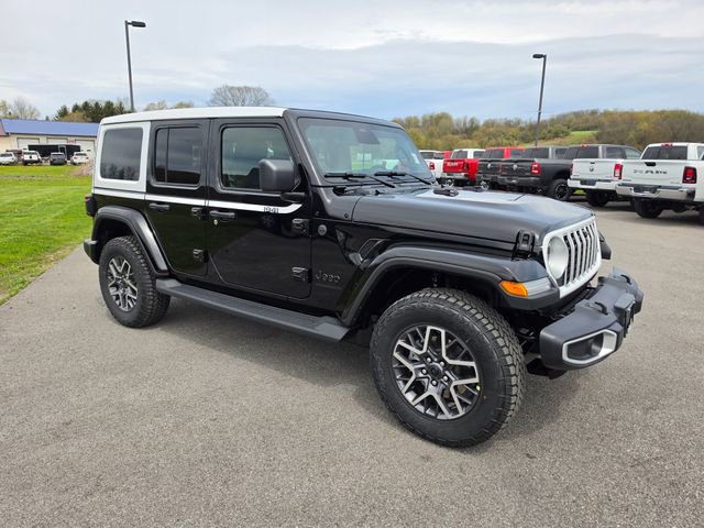 New 2026 Jeep Wrangler Unlimited Sahara w/ Whitecap Package AWD/4WD image 3
