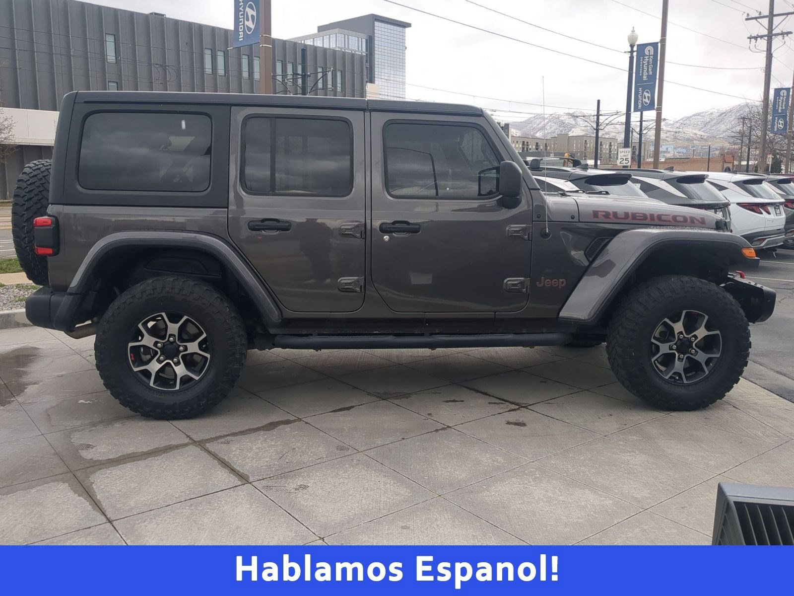 Used 2019 Jeep Wrangler Unlimited Rubicon AWD/4WD image 2
