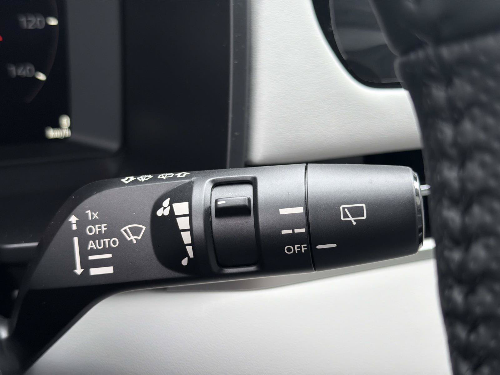 New 2026 Mitsubishi Outlander SE AWD/4WD image 29
