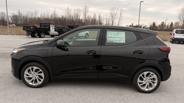 New 2027 Chevrolet Bolt LT w/ Comfort Package FWD image 6