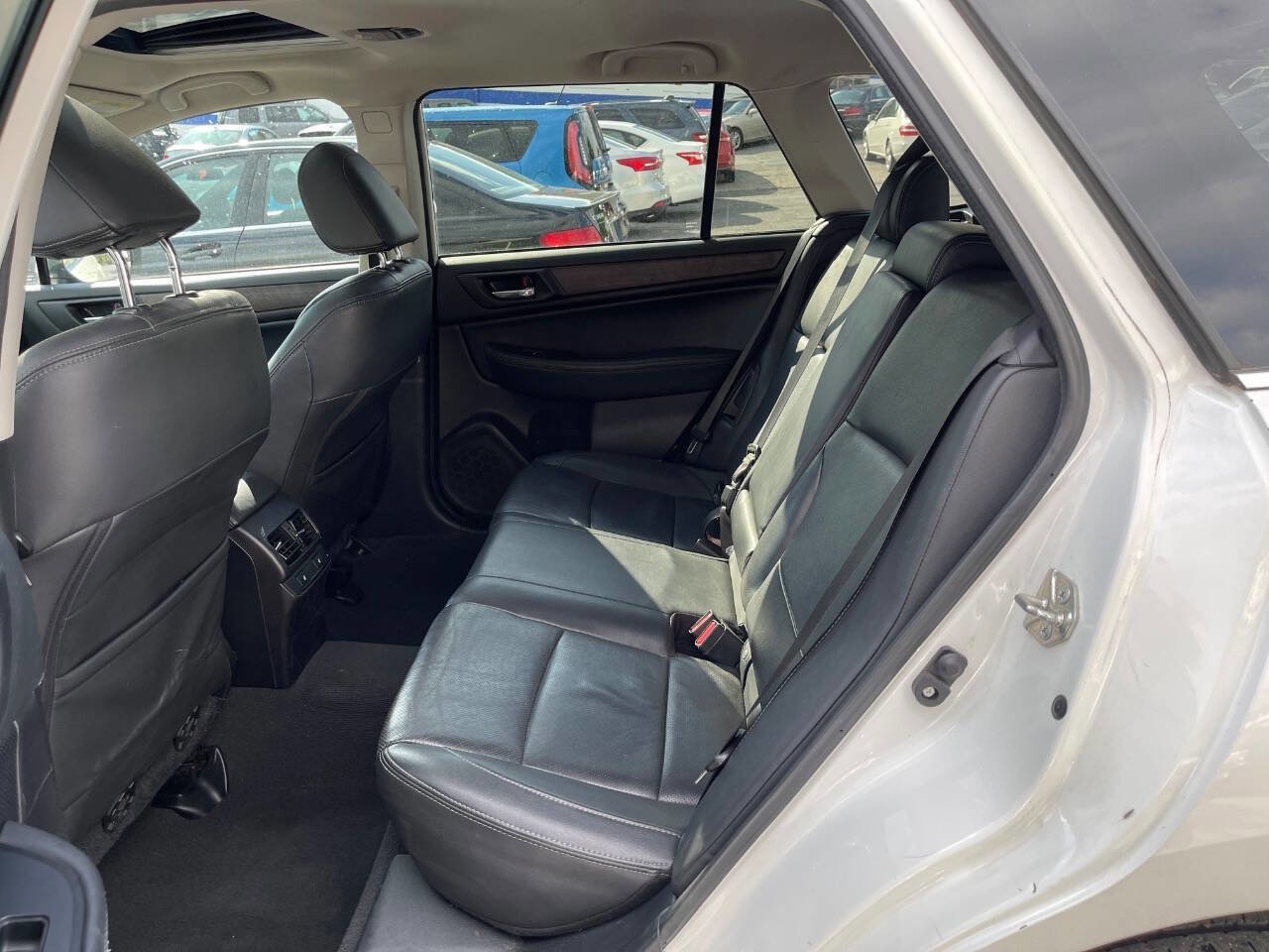 Used 2016 Subaru Outback 2.5i Limited image 19