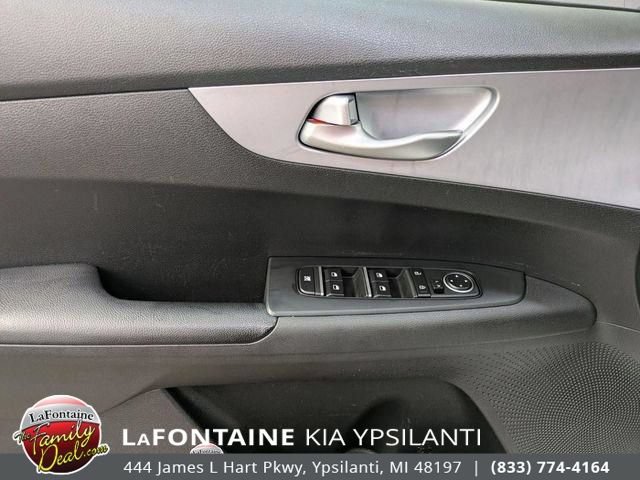 Used 2023 Kia Forte LXS FWD image 14
