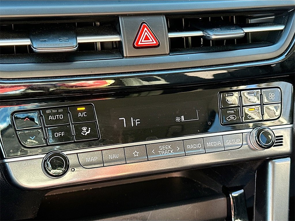 Certified 2024 Kia Seltos S image 16