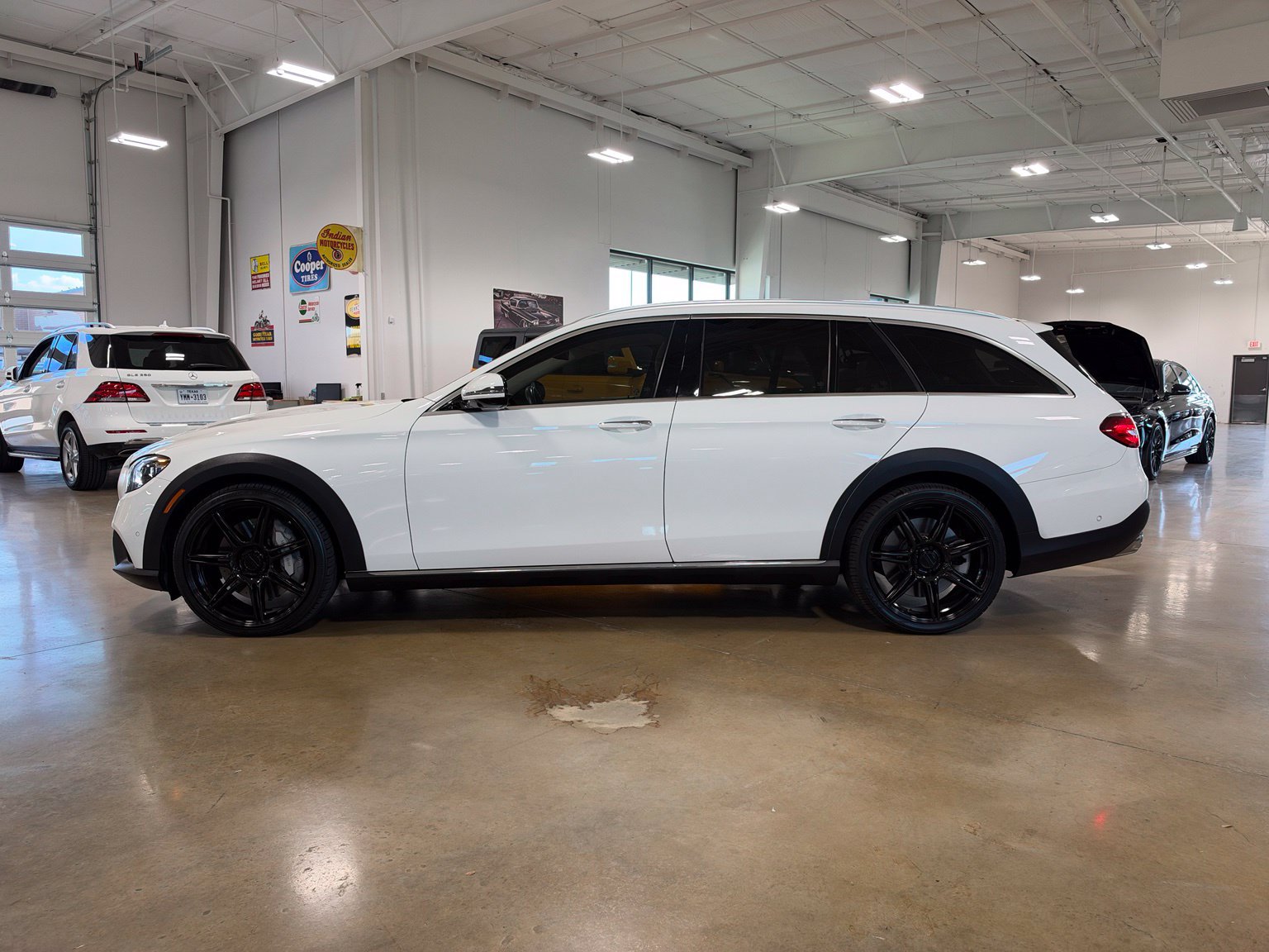 Used 2021 Mercedes-Benz E 450 4MATIC All-Terrain Wagon w/ Premium Package image 5