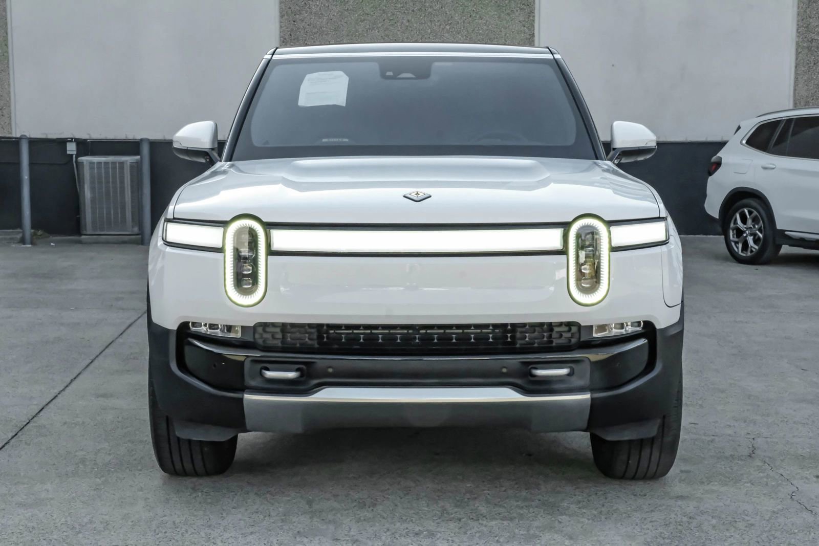 Used 2024 Rivian R1S Adventure image 7