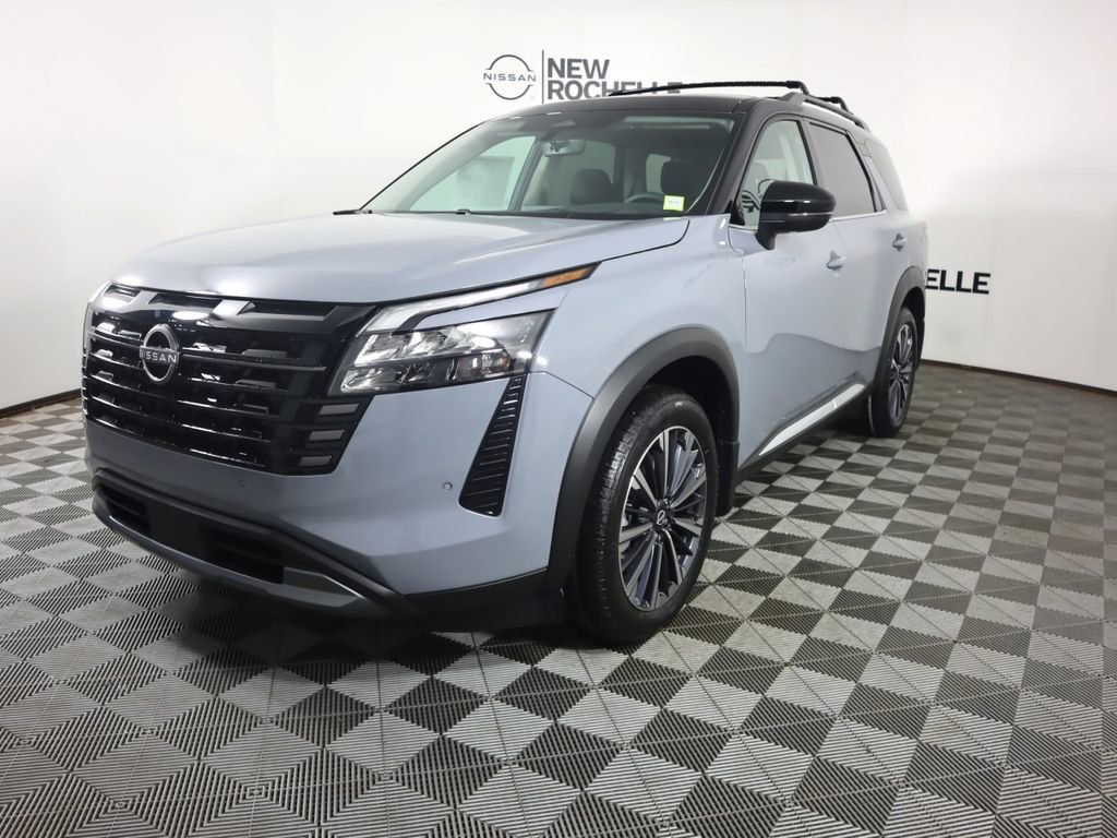 New 2026 Nissan Pathfinder Platinum image 3