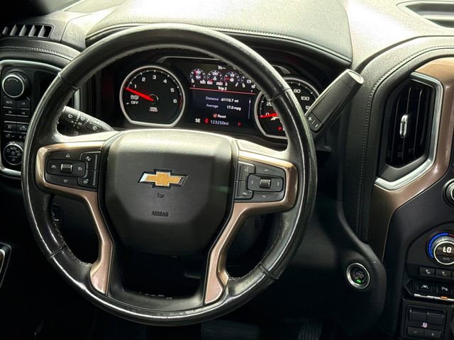 Used 2019 Chevrolet Silverado 1500 High Country w/ Technology Package AWD/4WD image 14