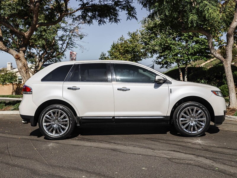 Used 2014 Lincoln MKX FWD w/ Equipment Group 102A image 7