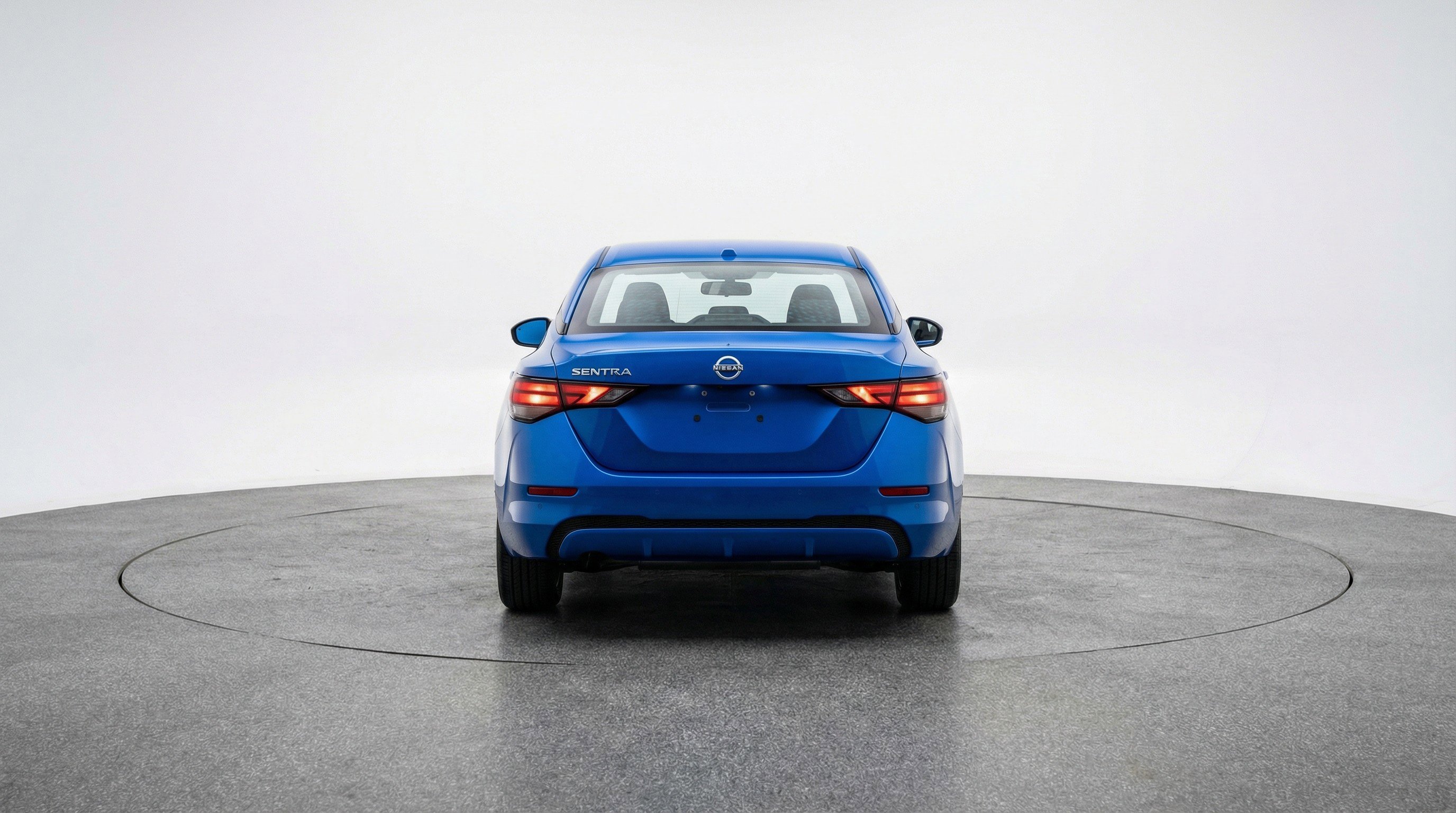 Used 2025 Nissan Sentra SV image 7