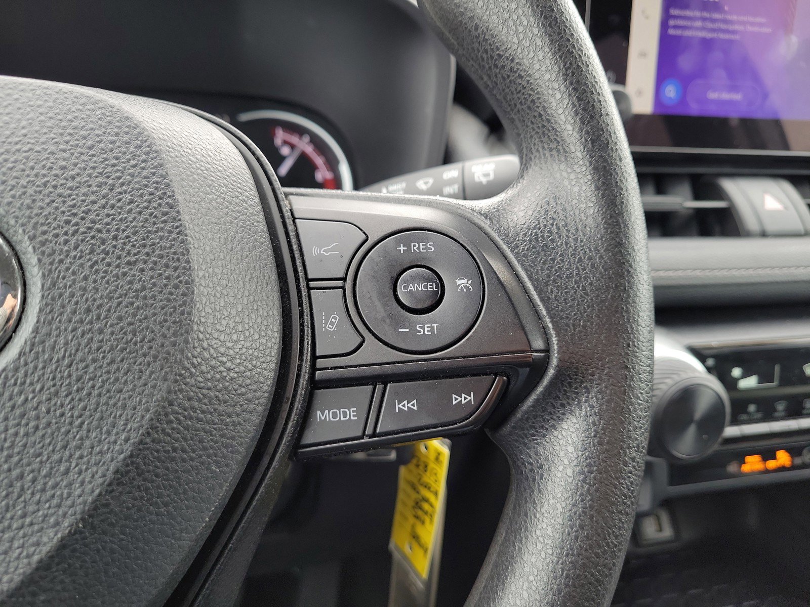 Used 2024 Toyota RAV4 LE FWD image 23
