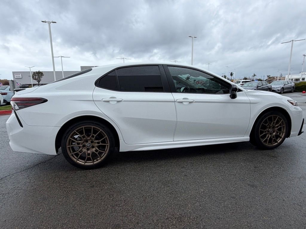 Used 2024 Toyota Camry SE image 7