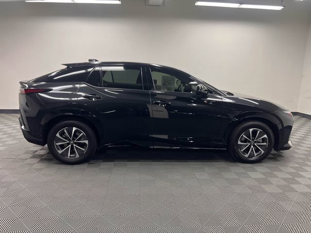 Certified 2023 Lexus RZ 450e Premium w/ Technology Package image 4