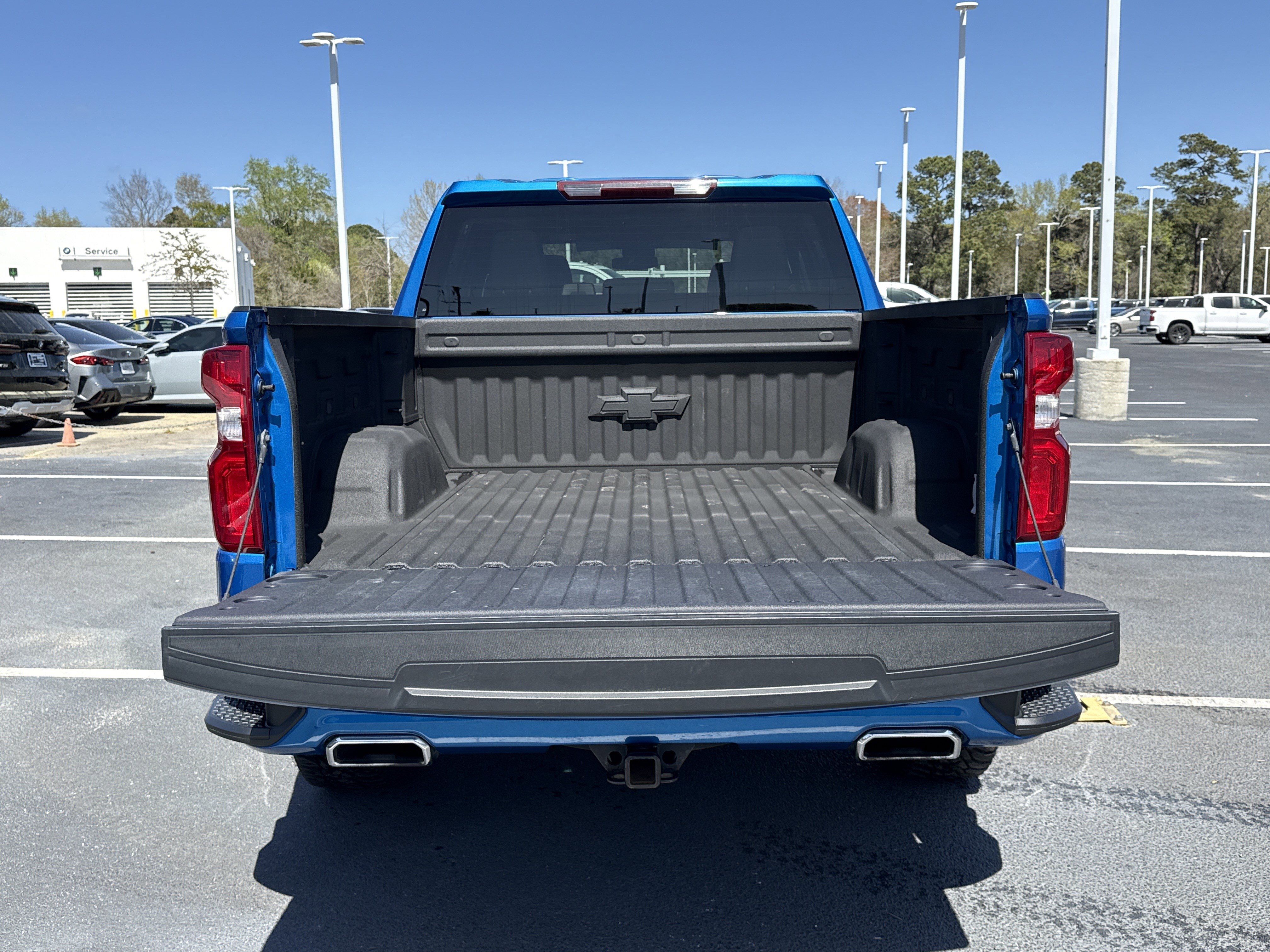 Used 2023 Chevrolet Silverado 1500 RST AWD/4WD image 40