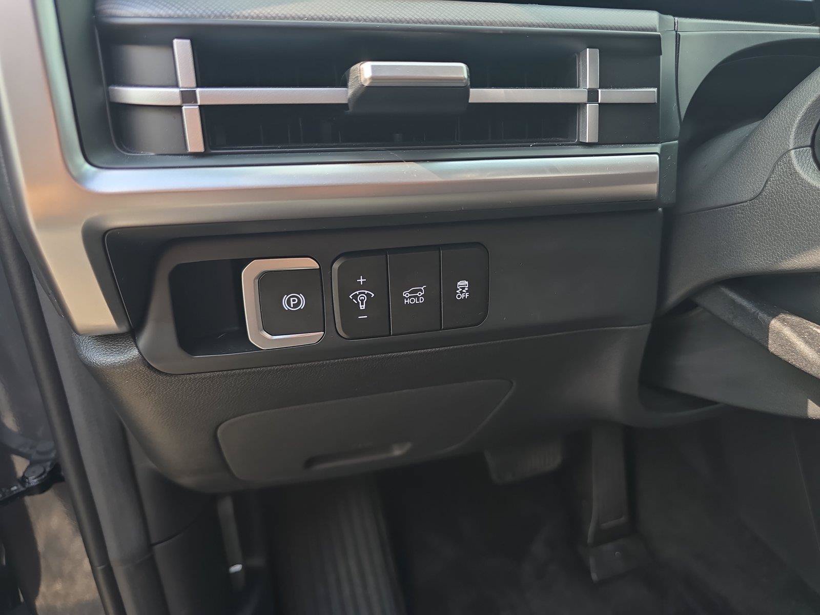 Certified 2026 Hyundai Santa Fe SE AWD/4WD image 23
