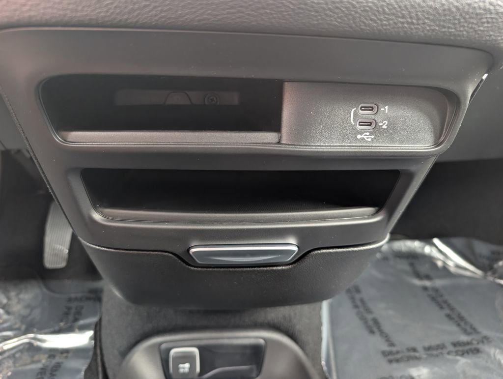 New 2026 Chrysler Pacifica Select w/ S Appearance Package image 29