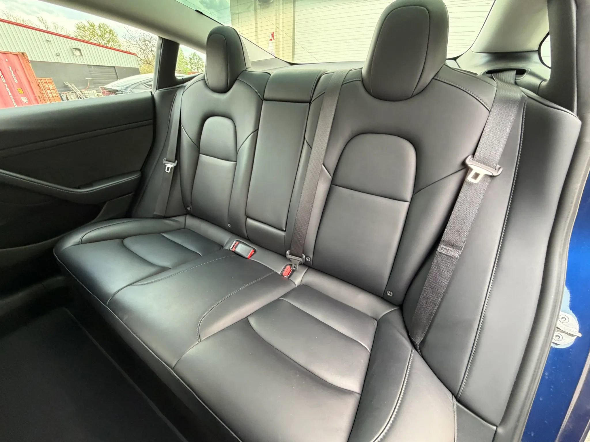 Used 2023 Tesla Model 3 Standard Range image 17