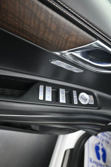 Used 2024 Genesis GV80 2.5T image 12