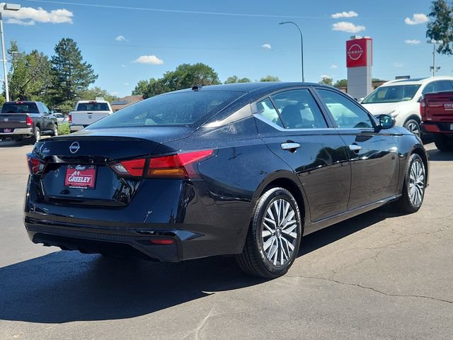 Certified 2025 Nissan Altima 2.5 SV FWD image 3