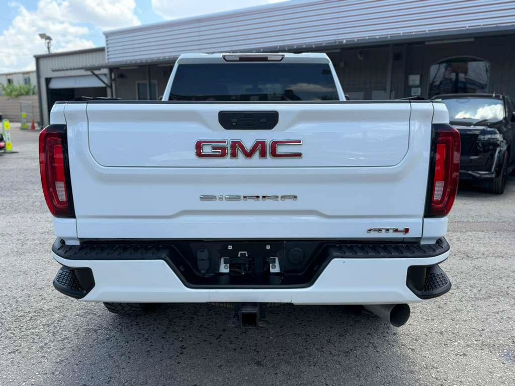 Used 2022 GMC Sierra 2500 AT4 AWD/4WD image 4
