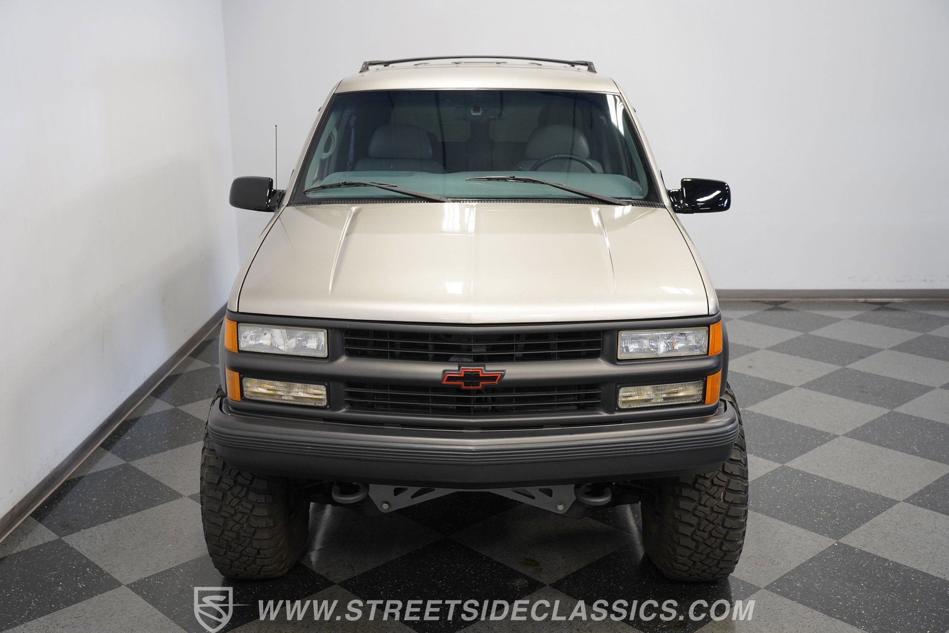 Used 1999 Chevrolet Tahoe 4WD 2-Door w/ Preferred Equipment Group image 21