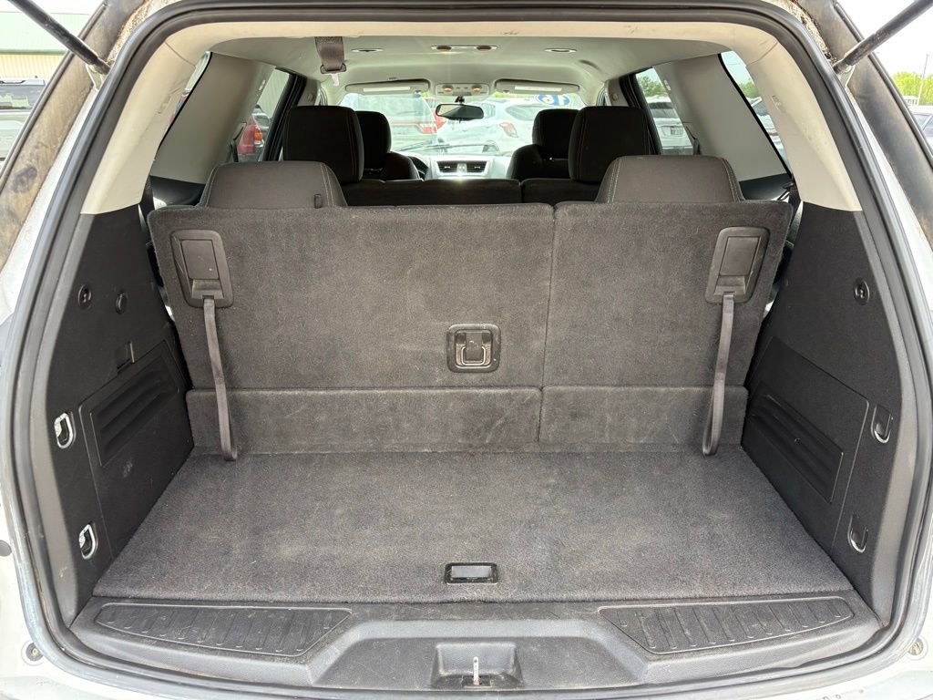 Used 2016 GMC Acadia SLE AWD/4WD image 12