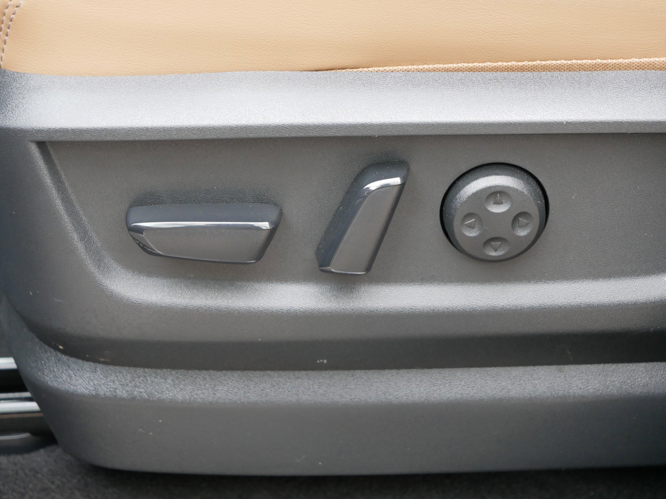 Certified 2025 INFINITI QX80 Luxe image 20