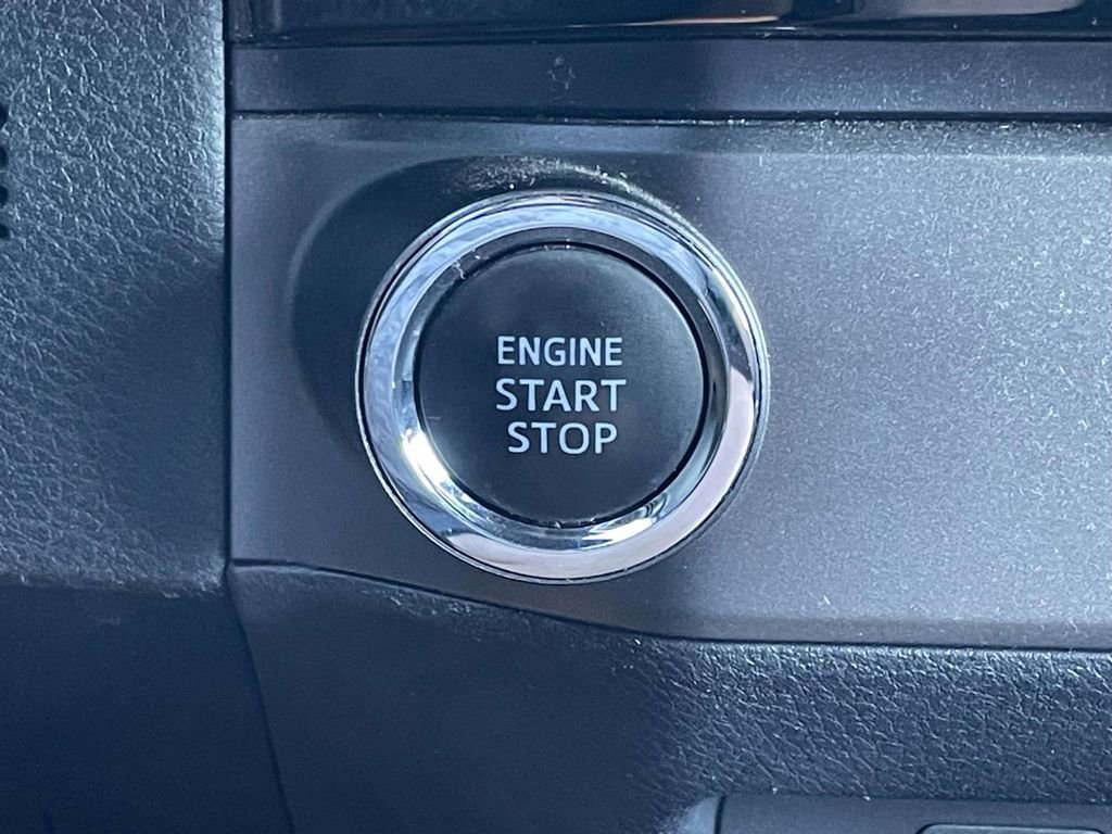 Used 2018 Toyota Tacoma TRD Sport image 31