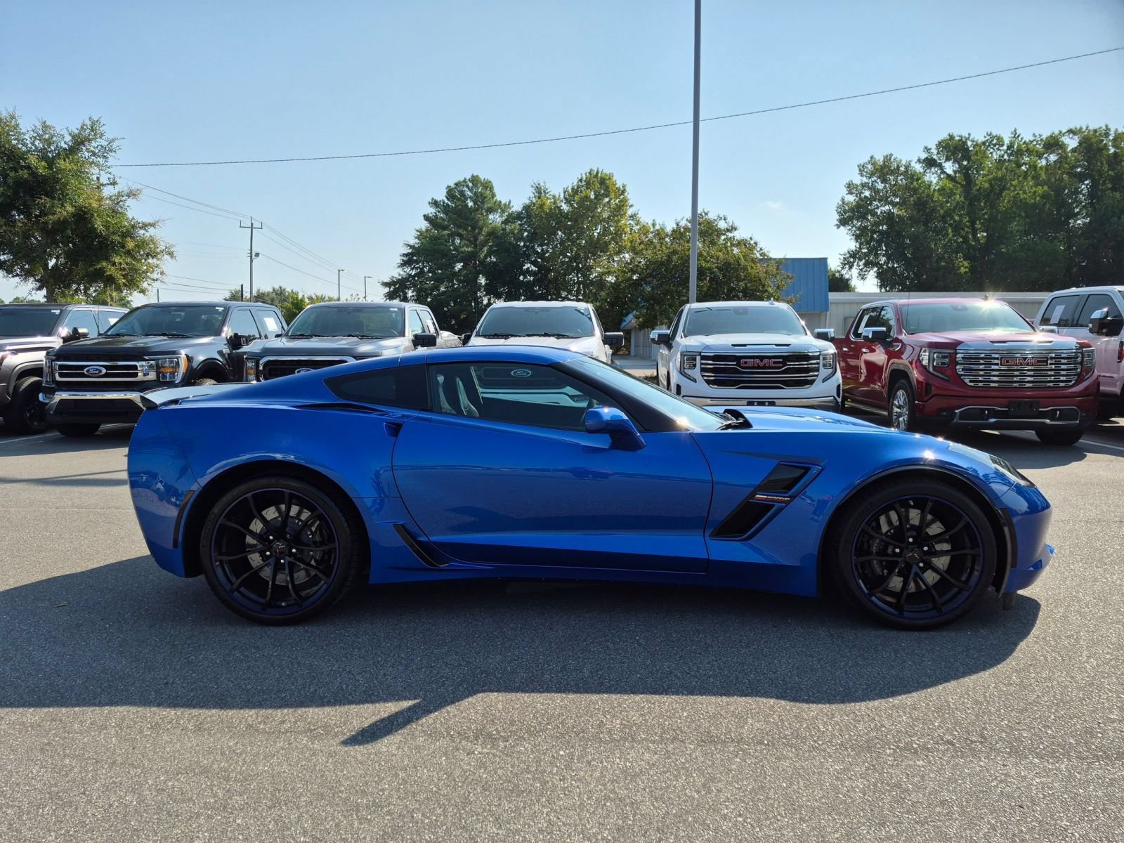 Used 2019 Chevrolet Corvette Grand Sport RWD image 2