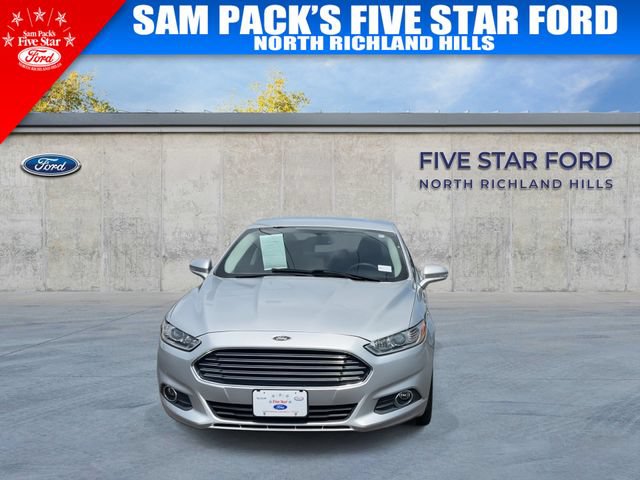 Used 2014 Ford Fusion SE w/ Equipment Group 202A FWD image 3