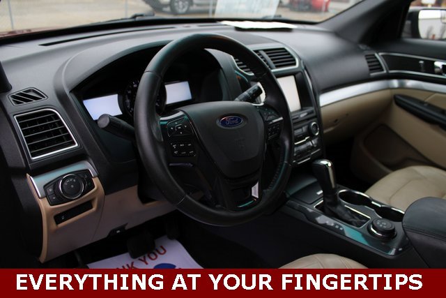 Used 2016 Ford Explorer XLT w/ Equipment Group 202A image 12