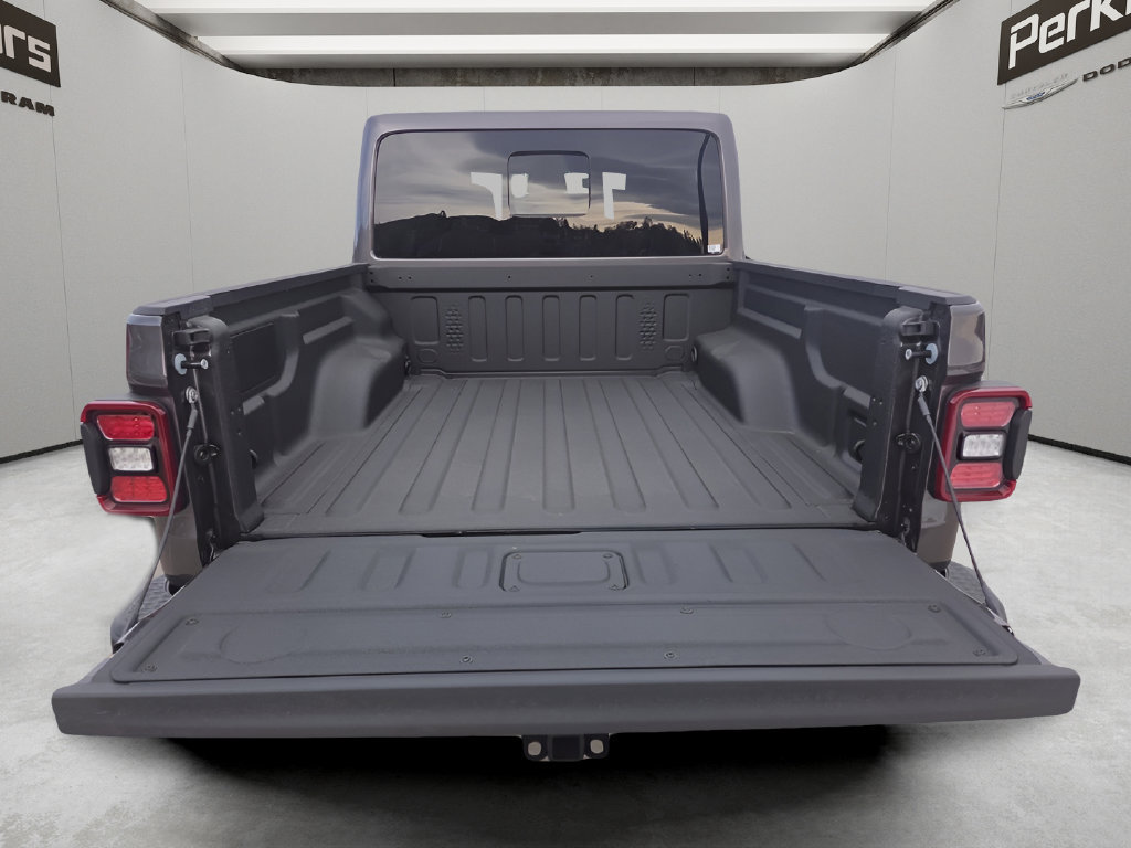New 2026 Jeep Gladiator Mojave AWD/4WD image 23