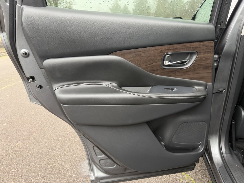 Used 2019 Nissan Murano Platinum image 28