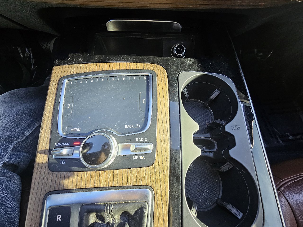 Used 2017 Audi Q7 3.0T Premium Plus image 34