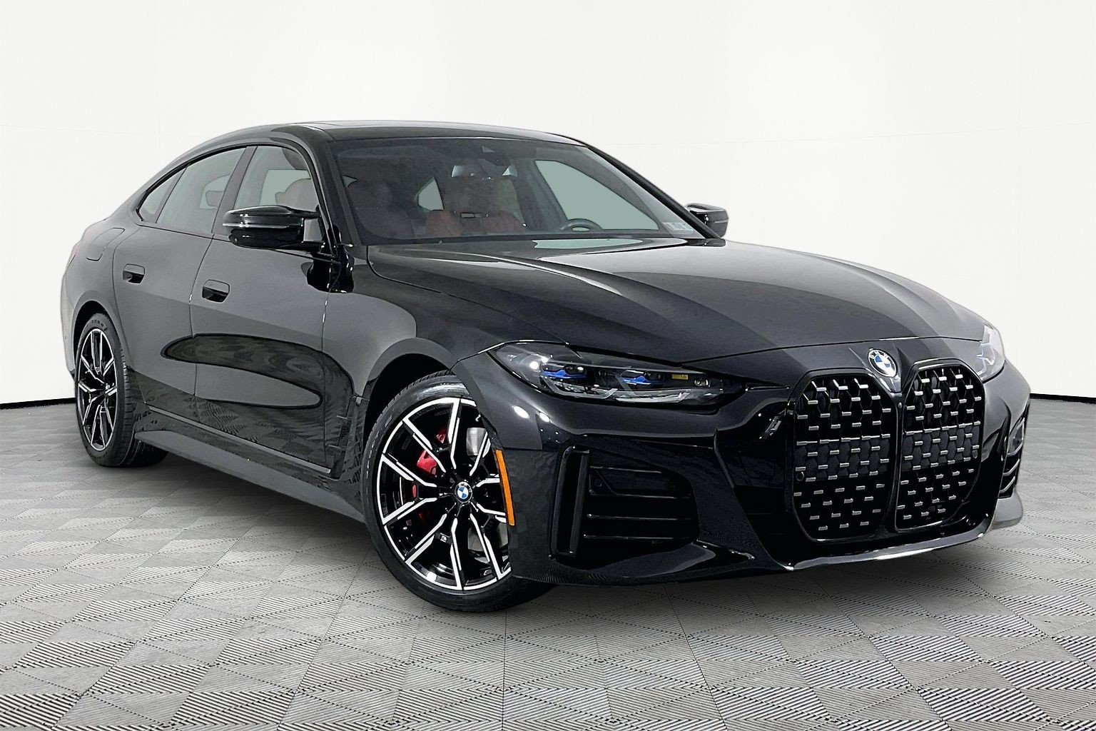 Used 2024 BMW M440i xDrive Gran Coupe w/ Premium Package AWD/4WD image 4