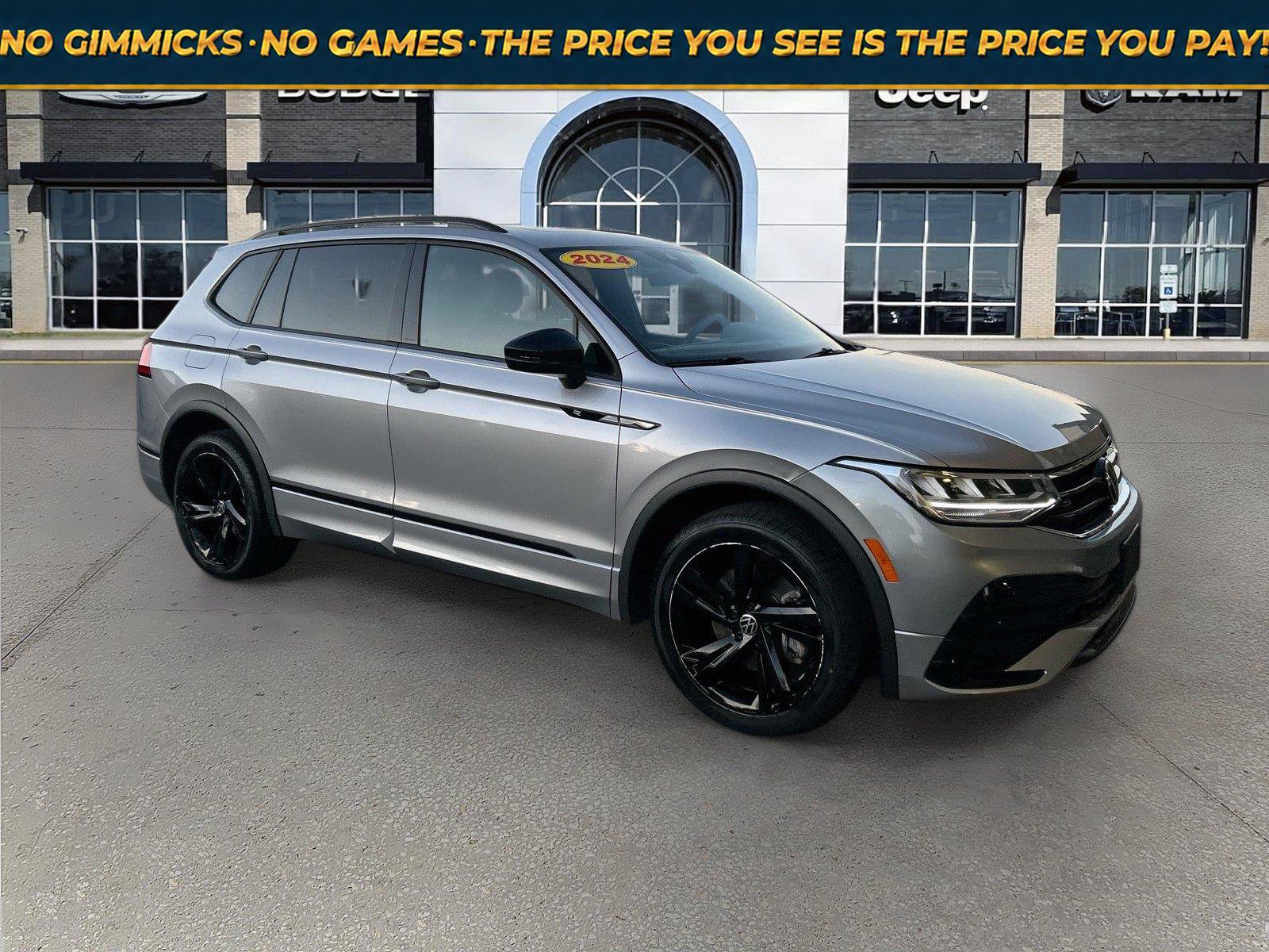 Used 2024 Volkswagen Tiguan SE R-Line