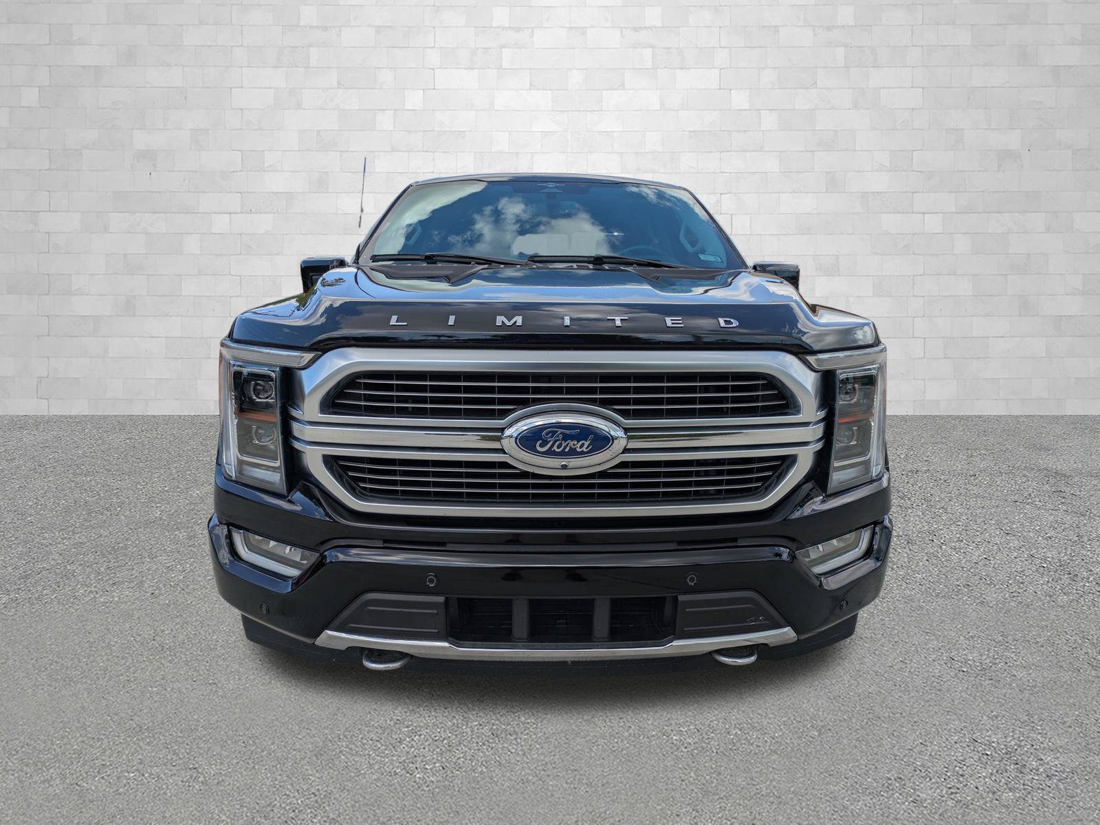 Used 2023 Ford F150 Limited AWD/4WD image 6
