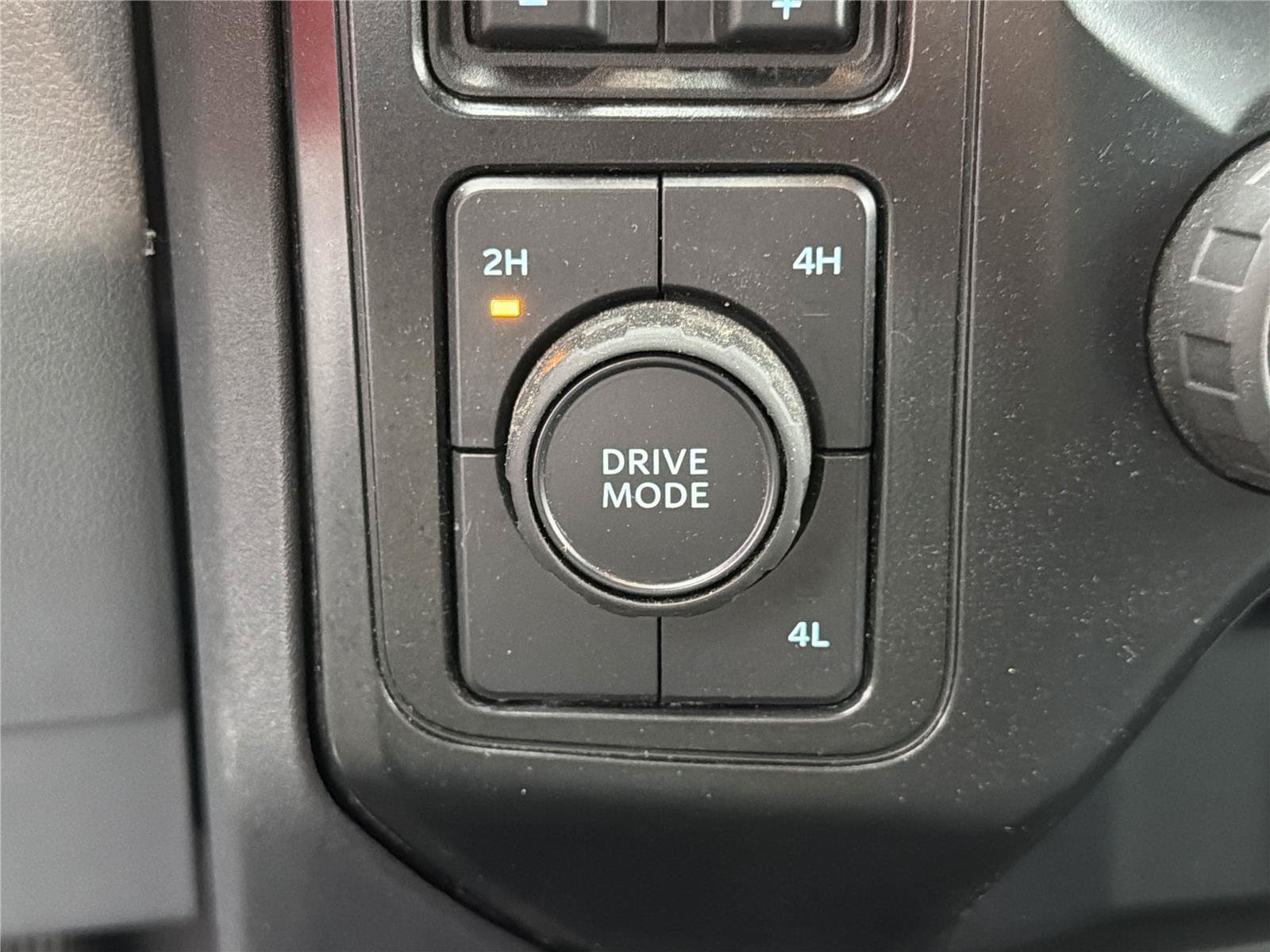 Used 2025 Ford F250 XLT AWD/4WD image 31