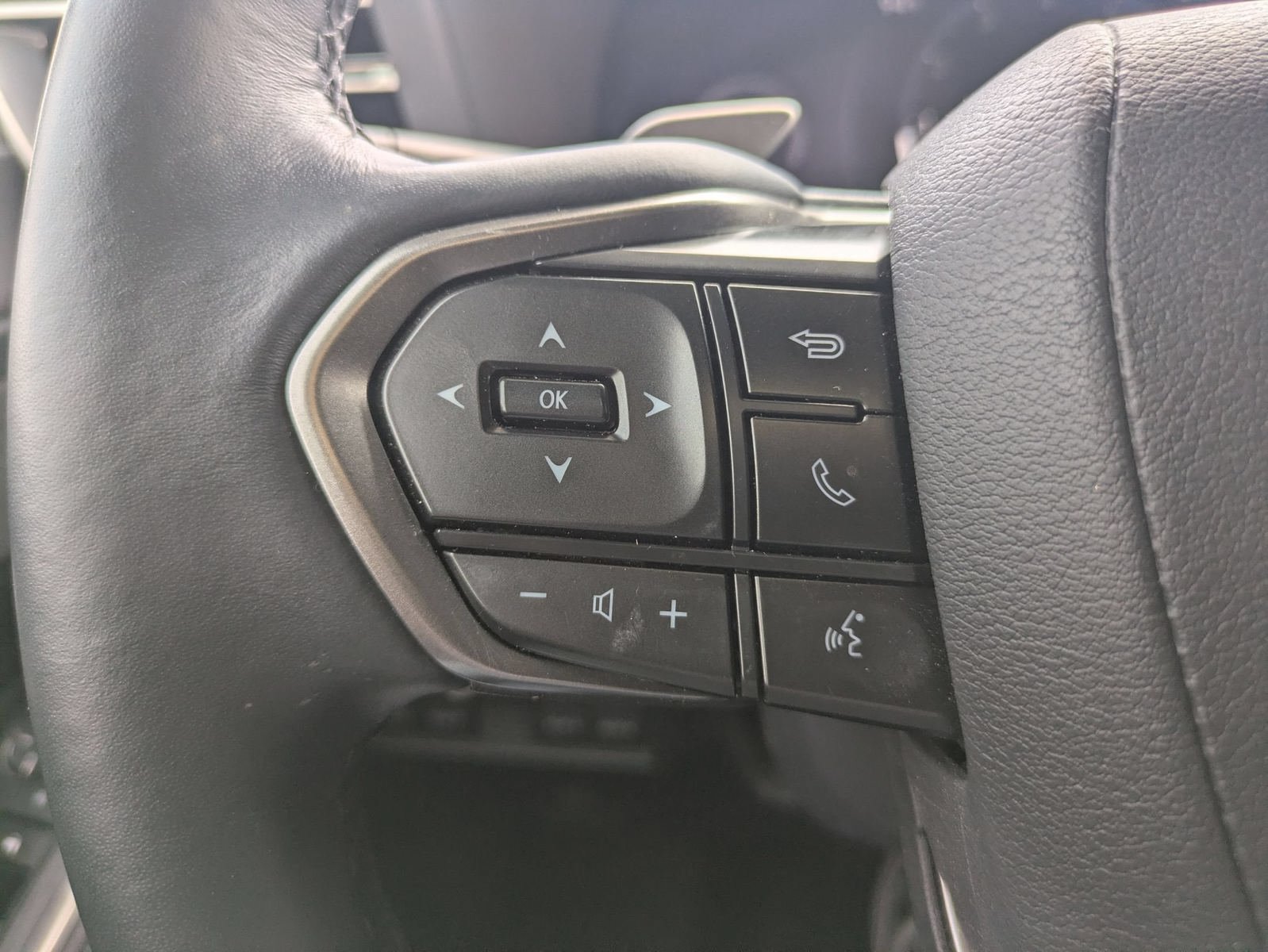 Used 2025 Lexus GX 550 AWD/4WD image 12